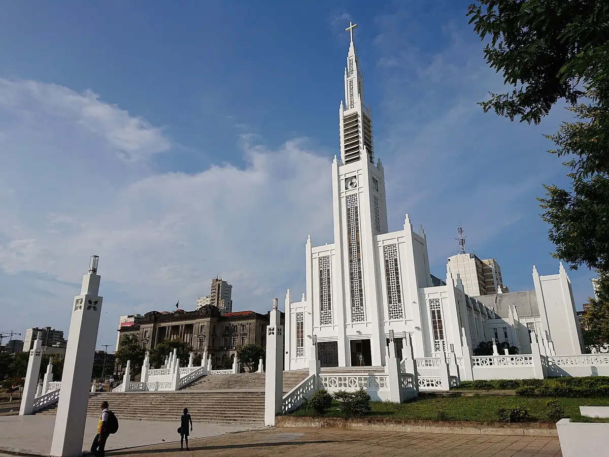 Catedral de Maputo e Conselho Municipal